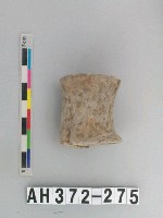 藏品(灰褐色夾砂陶器足)的圖片